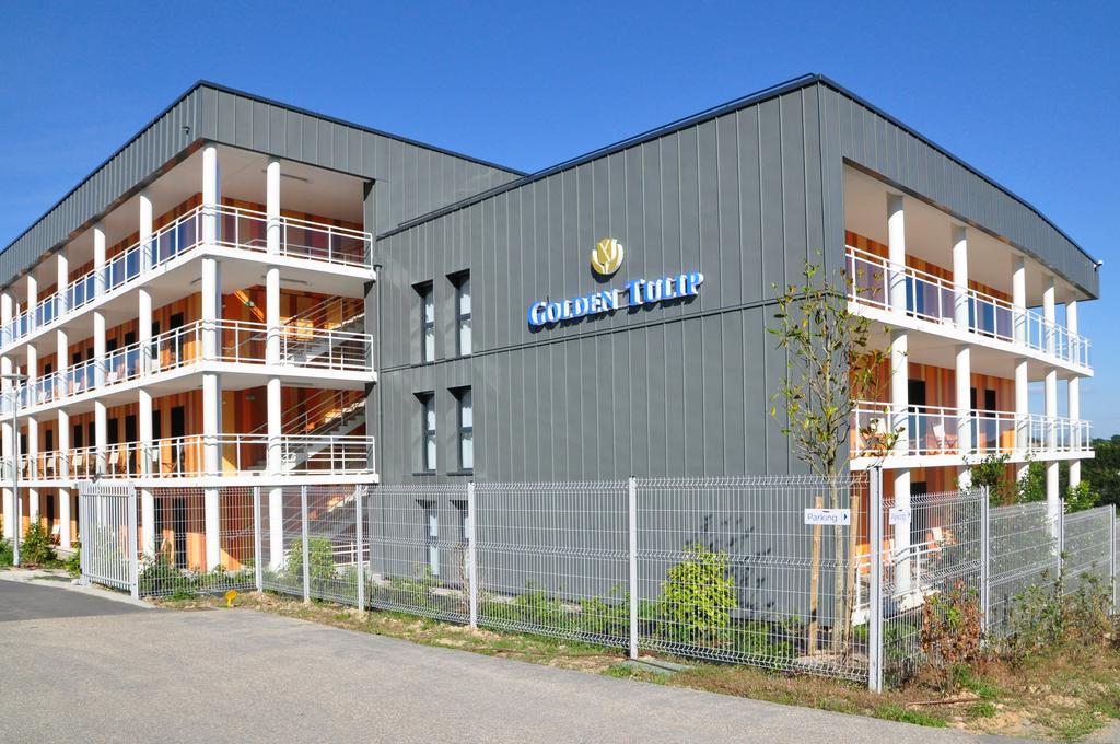 Golden Tulip Pornic Suites- Appart Hotel Екстер'єр фото