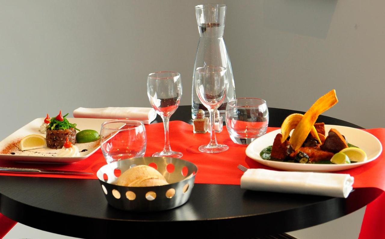 Golden Tulip Pornic Suites- Appart Hotel Екстер'єр фото
