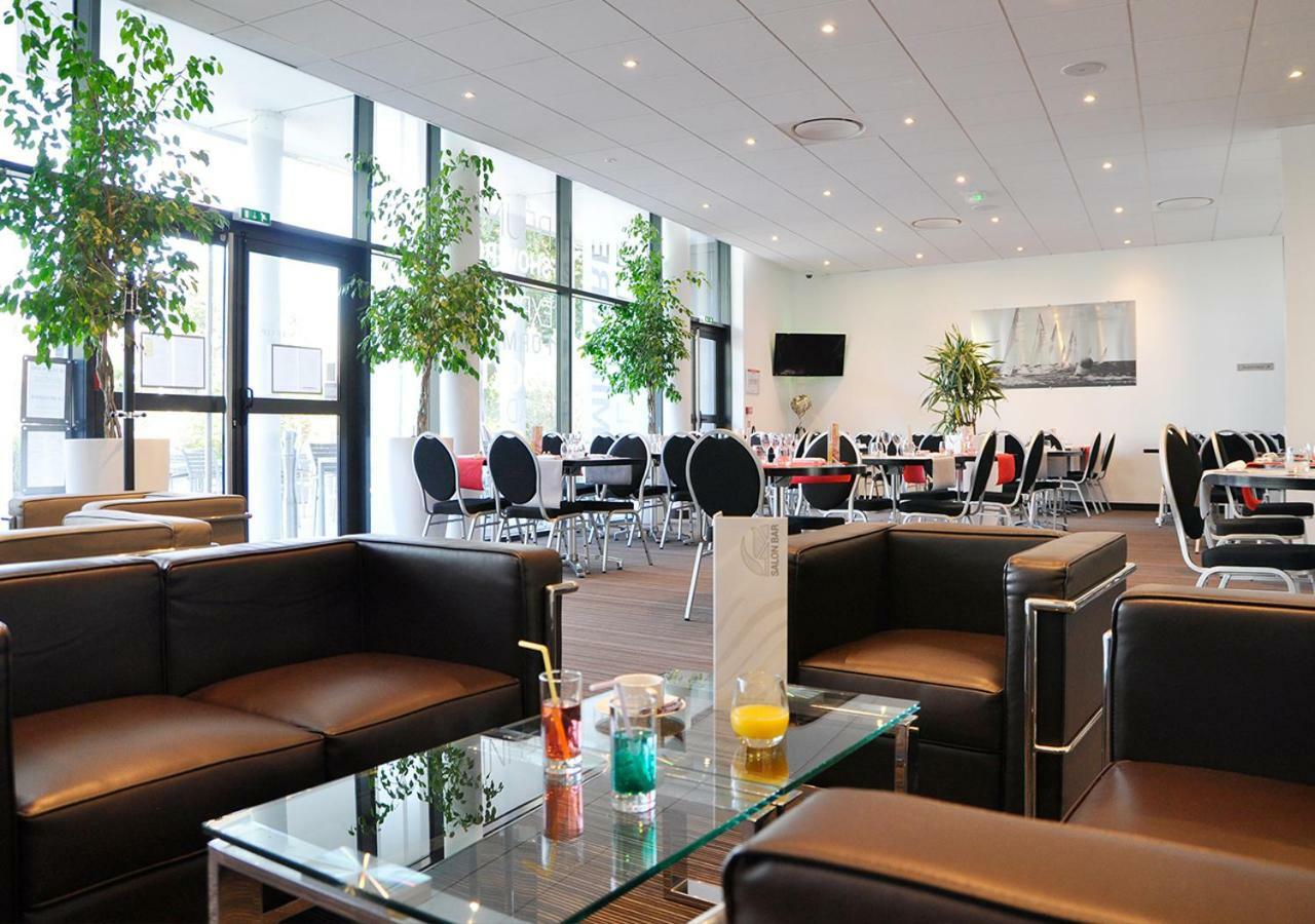 Golden Tulip Pornic Suites- Appart Hotel Екстер'єр фото